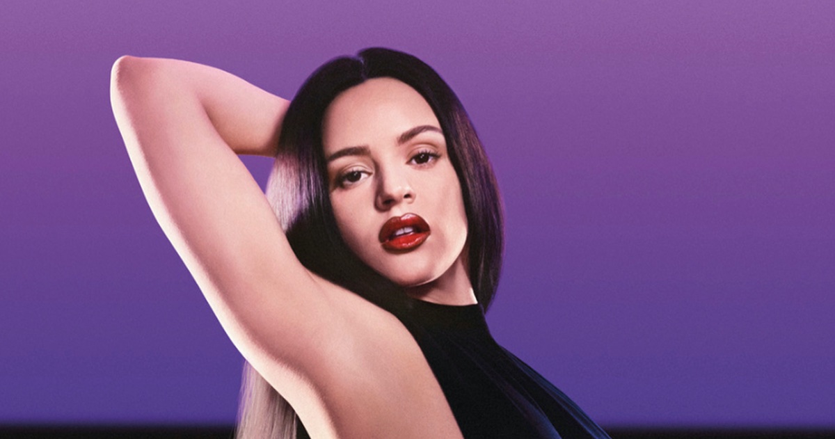 Rosalía Owns the Moment with Calvin Klein Euphoria Elixirs