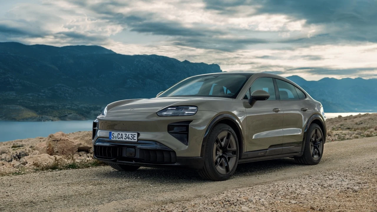 0-60 in 2.4 Seconds: How the New Porsche Cayenne Coupé Electric Beats Most Supercars