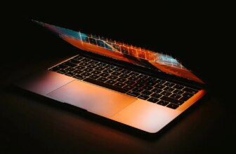 Apple to drive OLED notebook growth in 2026 amid smartphone slowdown, per report