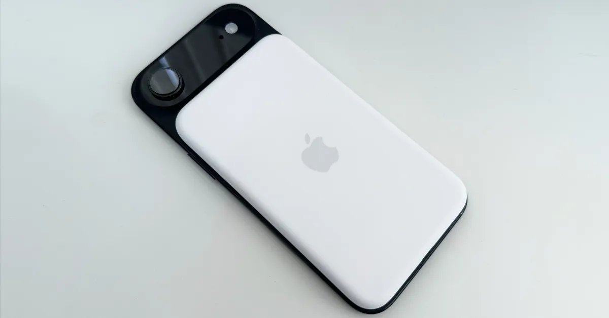 Apple might ditch MagSafe on future iPhones, per bizarre rumor Apple might ditch MagSafe on future iPhones, per bizarre rumor
