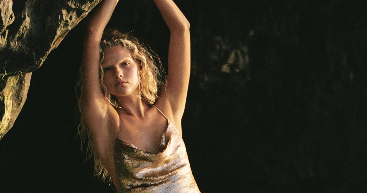 Zara’s Metallic Beach Edit Is Made for Golden Hour