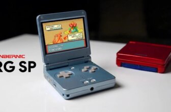 Anbernic RGSP Plays PlayStation Games in Game Boy Advance SP Form