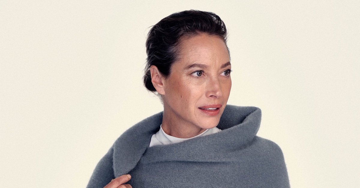 Christy Turlington Looks Chic in Giorgio Armani Fall 2026 Christy Turlington Looks Chic in Giorgio Armani Fall 2026