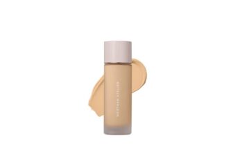 Westman Atelier Suprême Bio-Complex Liquid Foundation Review & Swatches