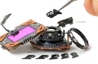 iFixit tears down iPhone 18 Pro, explores variable aperture, finds concerning repair issue