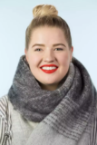 6 Effortless Hairstyles Perfect for Wearing with Scarves